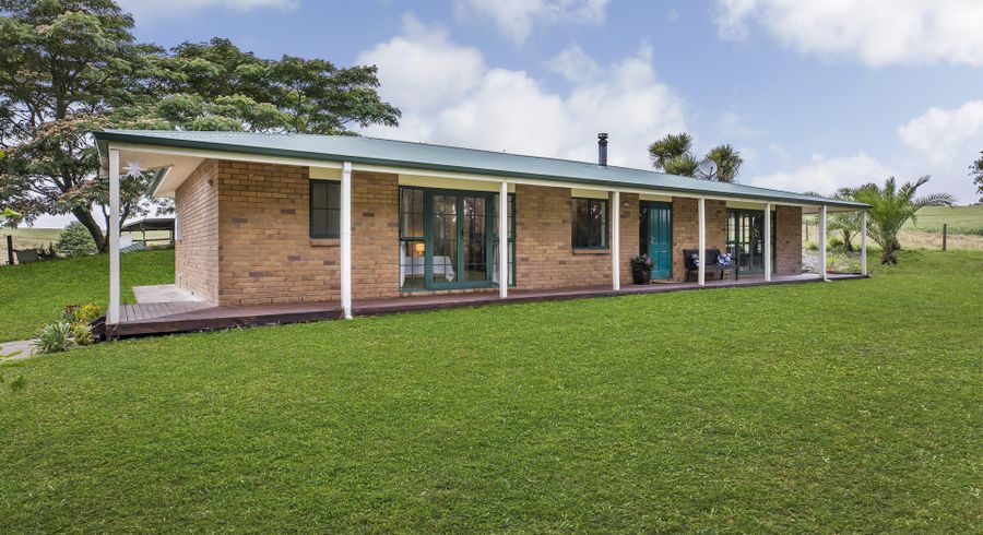  at 14 Strong Road, Te Pahu, Hamilton