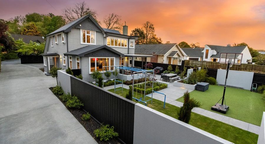  at 5 Hamilton Avenue, Ilam, Christchurch