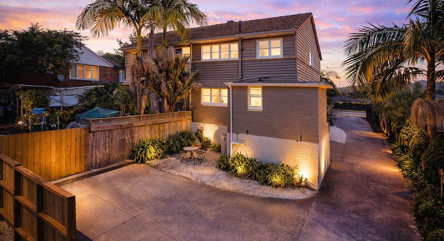  at 110 Lake Road, Belmont, North Shore City, Auckland