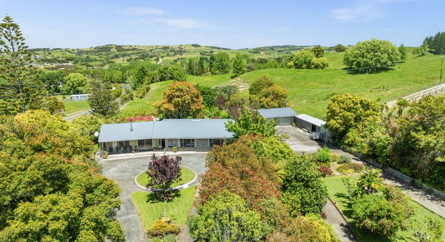 at 2103 State Highway 1, Kaiwaka, Kaiwaka