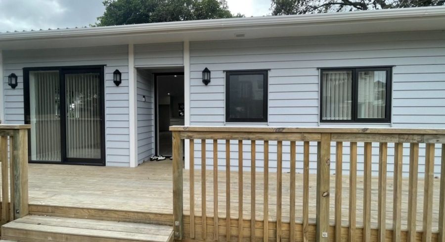  at 49A Bruce road, Glenfield, North Shore City, Auckland