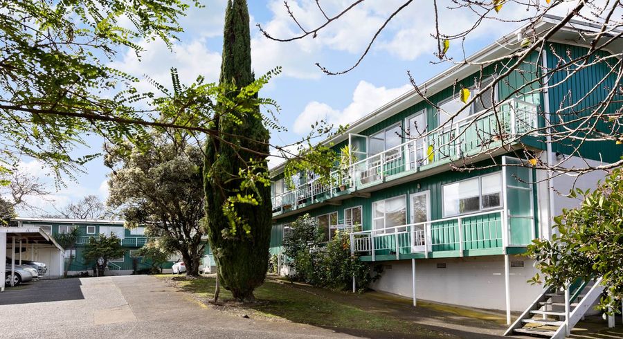 at 7/23 Fairview Road, Mount Eden, Auckland