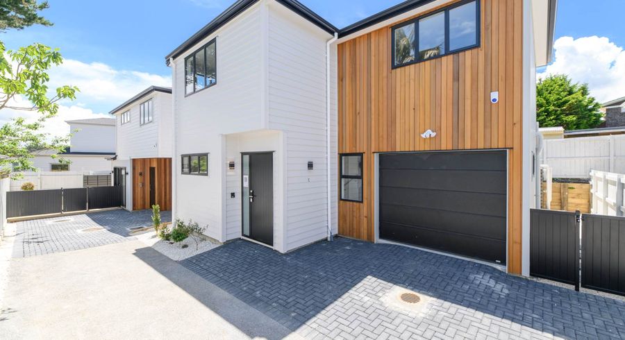  at 39C Connaught Street, Blockhouse Bay, Auckland