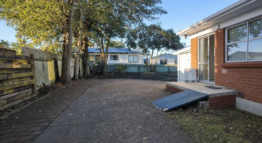  at 4/8 Maunu Road, Papatoetoe, Manukau City, Auckland