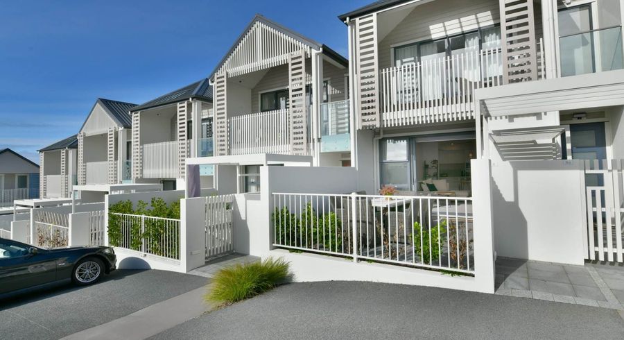  at 8 Sapling Way, Millwater, Rodney, Auckland