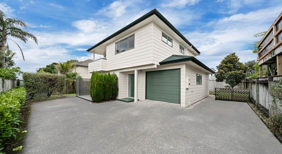  at 12A Hamilton Place, Glenfield, North Shore City, Auckland