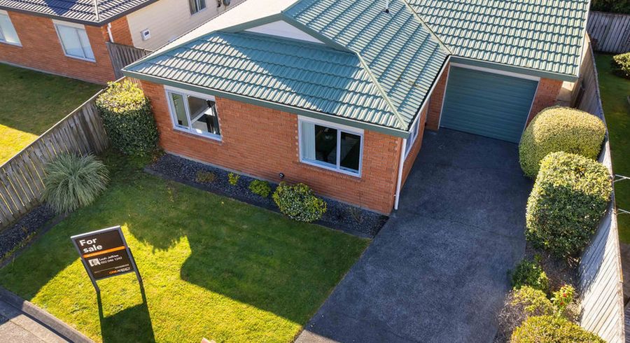  at 16 Pohutukawa Grove, Titahi Bay, Porirua