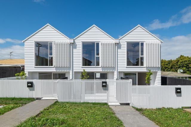  at 18 Commissariat Road, Mount Wellington, Auckland