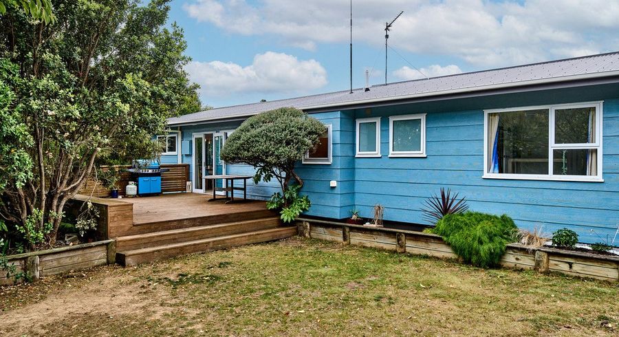  at 202 Staithes Drive South, Whitby, Porirua