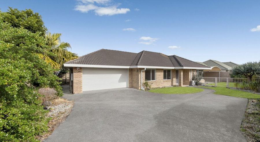  at 58 Frank Nobilo Drive, Golflands, Manukau City, Auckland