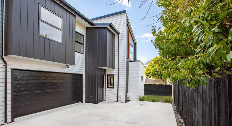  at 4/11 Comries Road, Chartwell, Hamilton, Waikato
