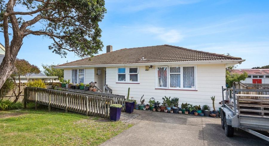  at 126 Corinna Street, Waitangirua, Porirua, Wellington