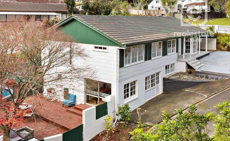  at 30 Glencourt Place, Glenfield, Auckland