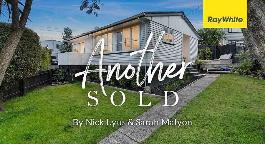  at 10 Carrs Place, Ellerslie, Auckland