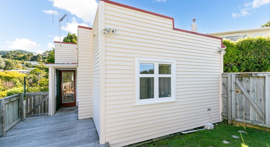  at 58 Lincoln Avenue, Tawa, Wellington