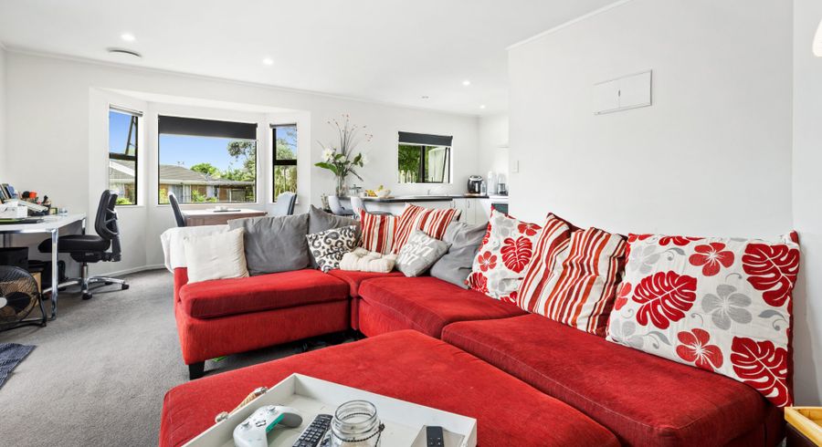  at 727a Te Atatu Rd, Te Atatu Peninsula, Waitakere City, Auckland