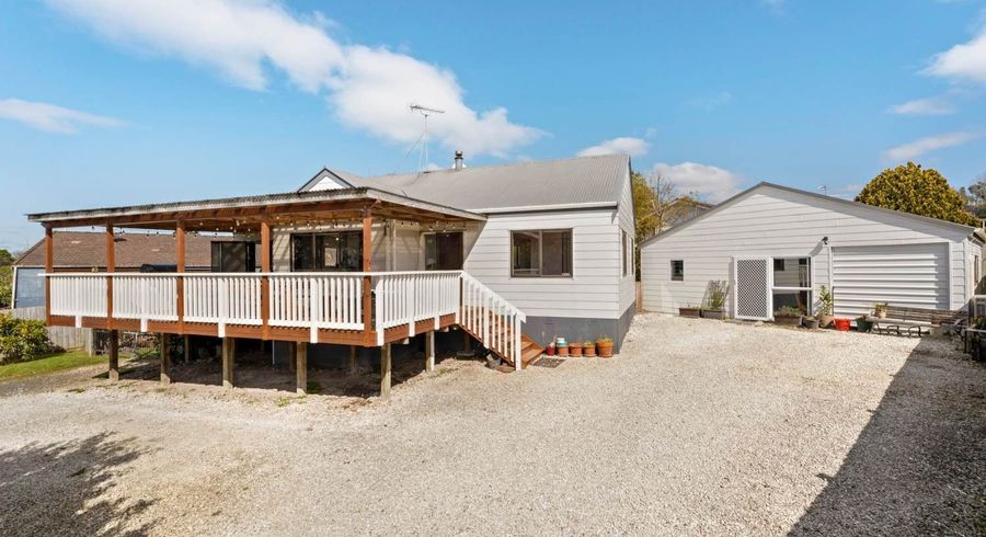  at 22 Granville Drive, Massey, Auckland