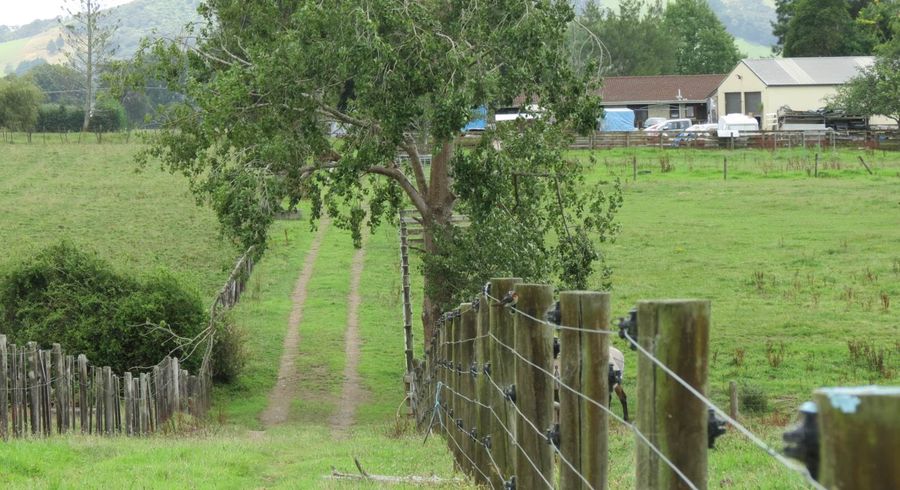  at 550 Papakura-Clevedon Road, Ardmore, Papakura