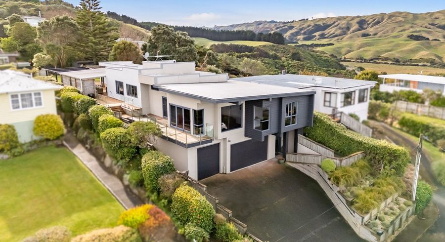  at 11 Corlett Road, Plimmerton, Porirua, Wellington