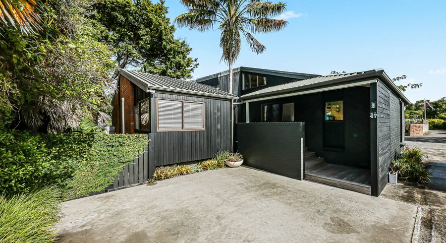  at 2/47 Shakespeare Road, Milford, North Shore City, Auckland