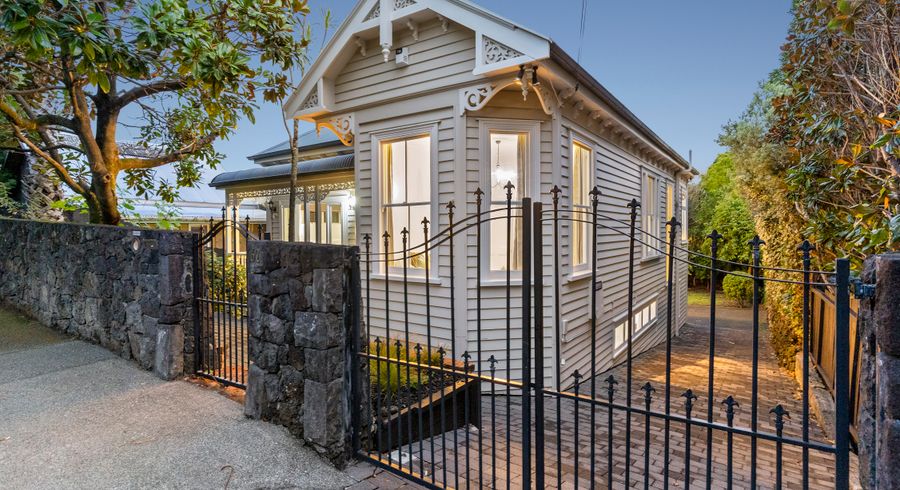  at 62 Bellevue Road, Mount Eden, Auckland