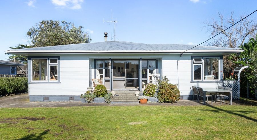  at 555 Waitarere Beach Road, Waitarere Beach, Horowhenua, Manawatu / Whanganui