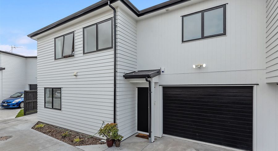  at 2/39 Morrinsville Road, Hillcrest, Hamilton
