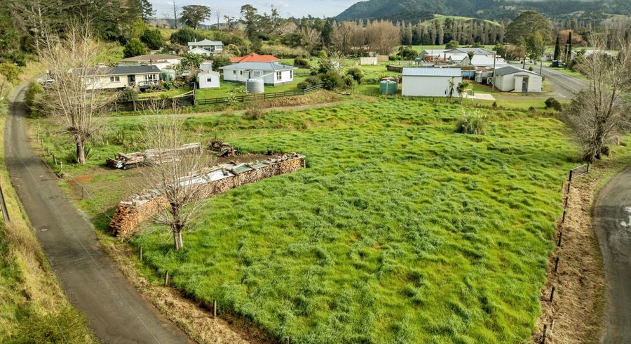  at 8 Teachers Road, Broadwood, Far North, Northland