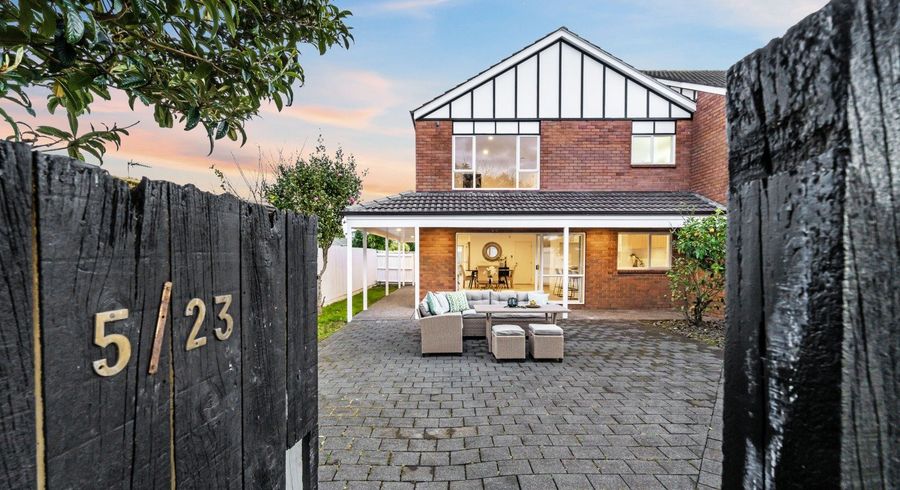 at 5/23 Charlenne Close, Ranui, Auckland