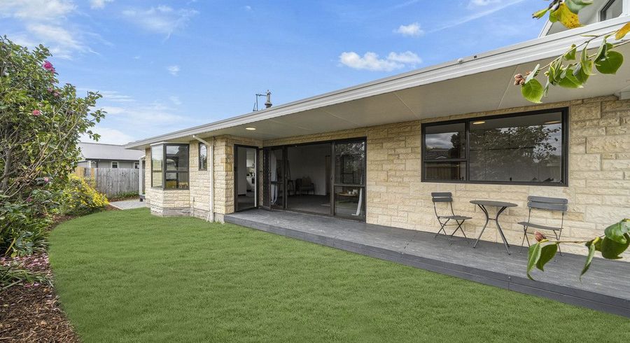  at 2A Barclay Place, Burwood, Christchurch City, Canterbury