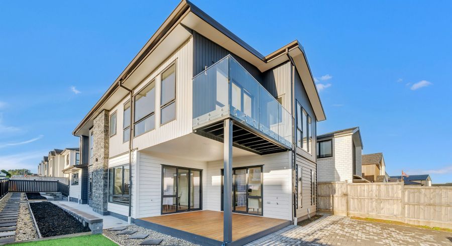  at 8 Rathfarnham Road, Flat Bush, Manukau City, Auckland