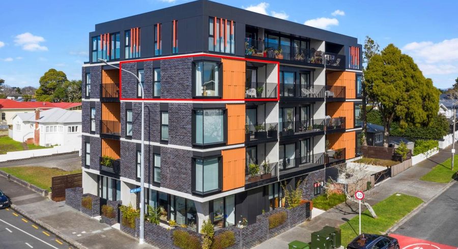 at 304/2 Miller Street, Point Chevalier, Auckland City, Auckland