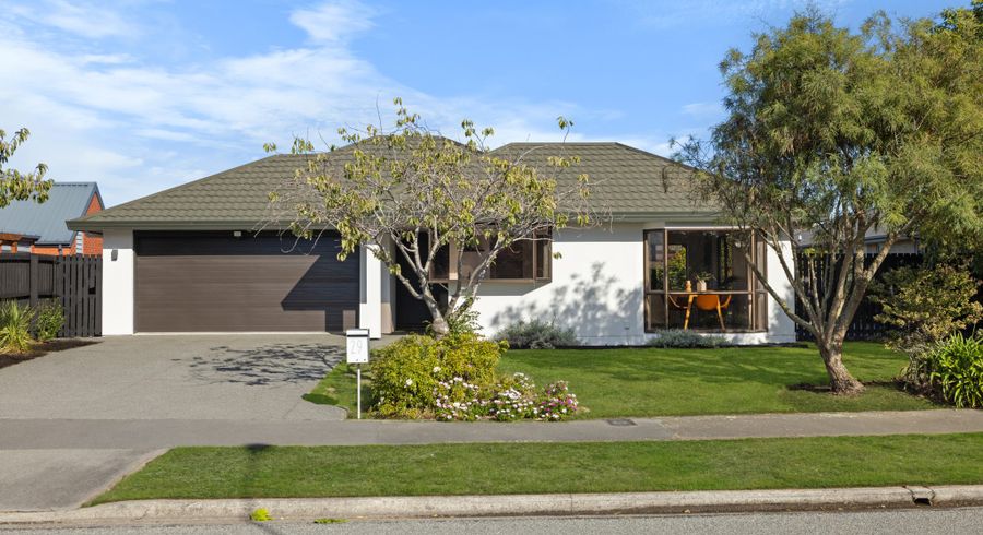  at 29 Anglesea Avenue, Parklands, Christchurch