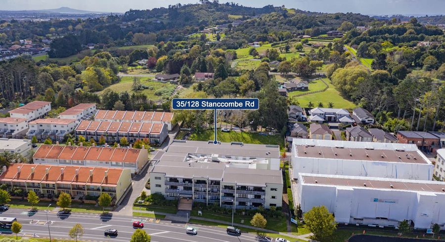  at 35/128 Stancombe Road, Flat Bush, Auckland