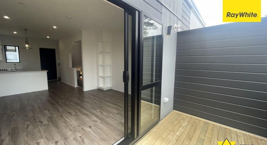  at 25/241 Don Buck Road, Massey, Waitakere City, Auckland