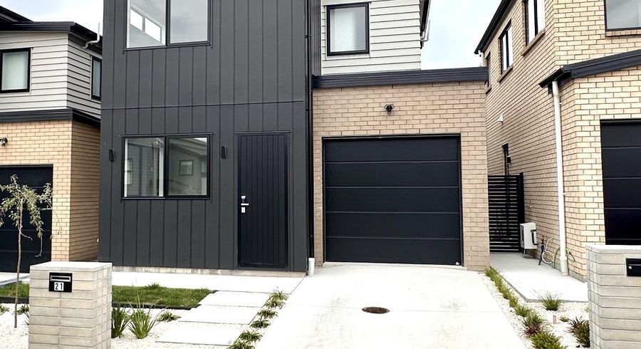  at 21 Pohewa Road, Silverdale, Rodney, Auckland