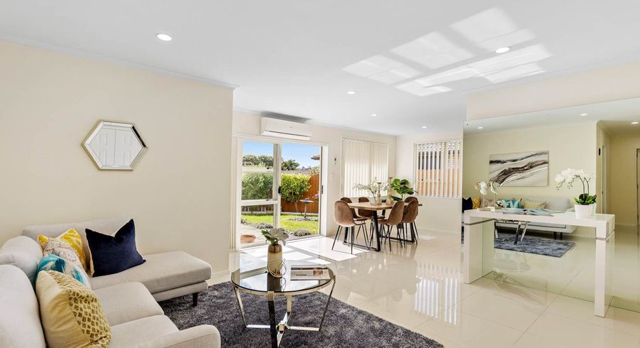  at 12 Mt Lebanon Crescent, The Gardens, Manukau City, Auckland