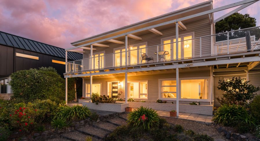  at 24 Maffeys Road, Mount Pleasant, Christchurch