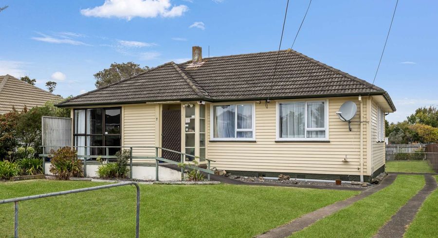  at 7 Churchill Crescent, Tawhero, Whanganui, Manawatu / Whanganui