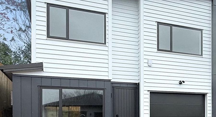  at 4/25 Hutchinson Avenue, New Lynn, Waitakere City, Auckland