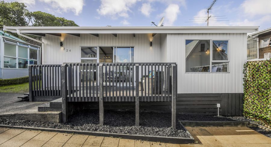  at 2/24 Arthur Street, Onehunga, Auckland