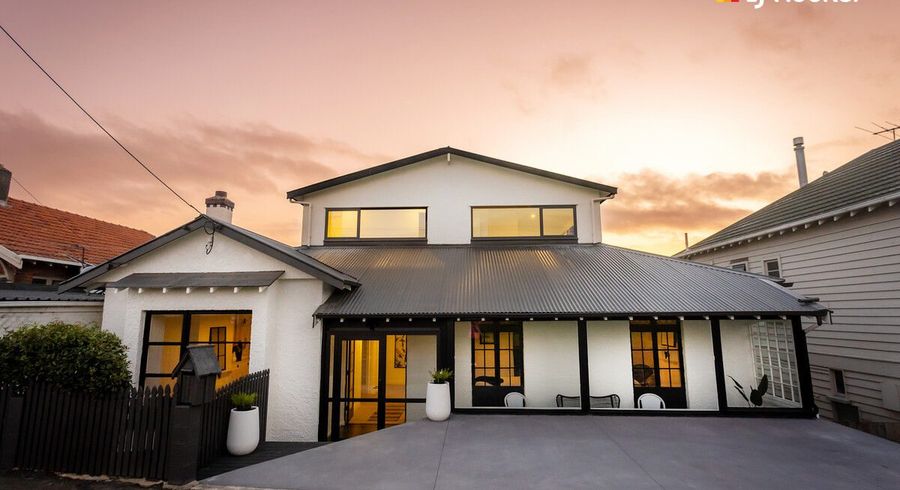  at 71 Eglinton Road, Mornington, Dunedin
