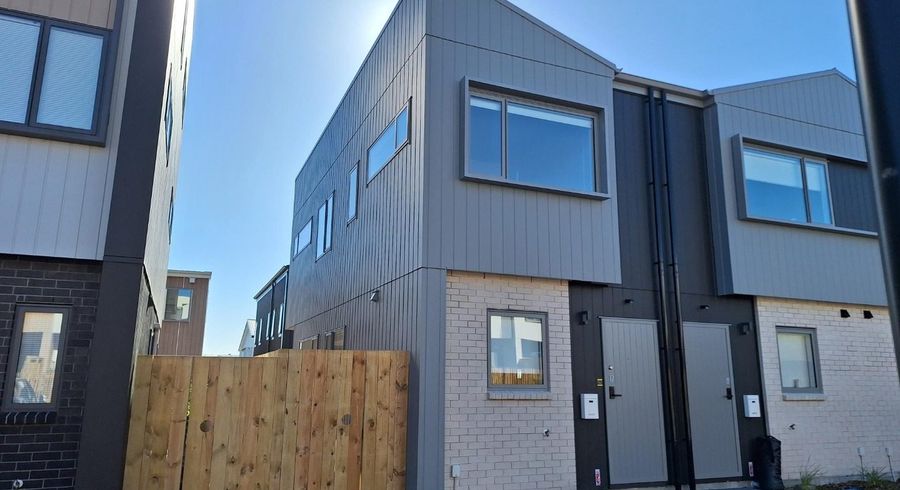  at 17 Tokarewa Close, Mount Wellington, Auckland City, Auckland
