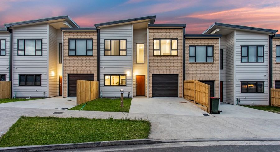  at 13 Millcroft Lane, Ranui, Waitakere City, Auckland