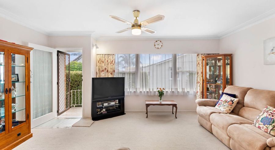 at 2/5 Duke Street, Papakura, Auckland