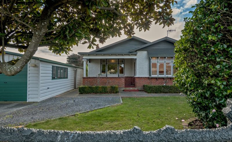  at 33 Knowles Street, Terrace End, Palmerston North