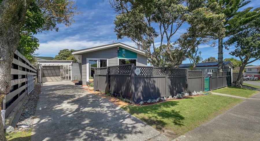  at 32 Sea Vista Drive, Pukerua Bay, Porirua