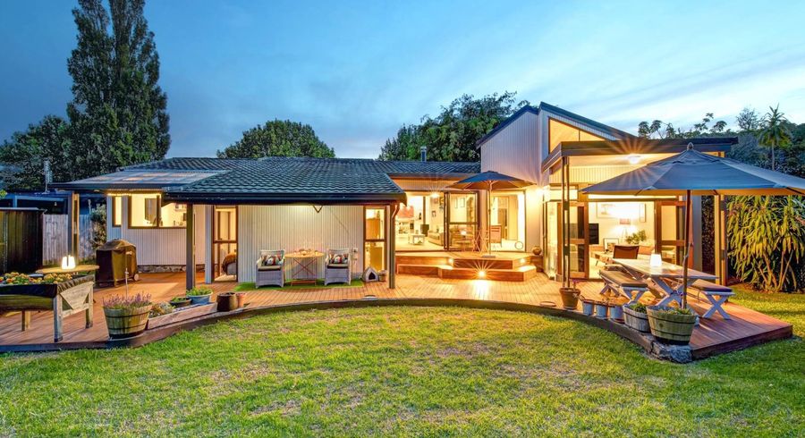  at 9 Glengarry Avenue, Manly, Rodney, Auckland