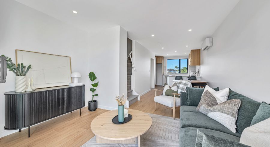  at 3 Bed/30 Kanapa Road, Northcross, North Shore City, Auckland