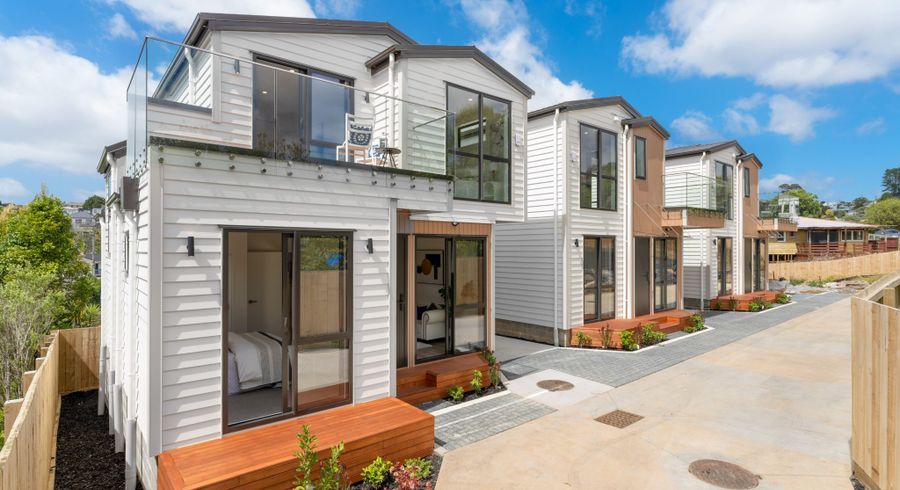  at 6A Julia Place, Totara Vale, North Shore City, Auckland